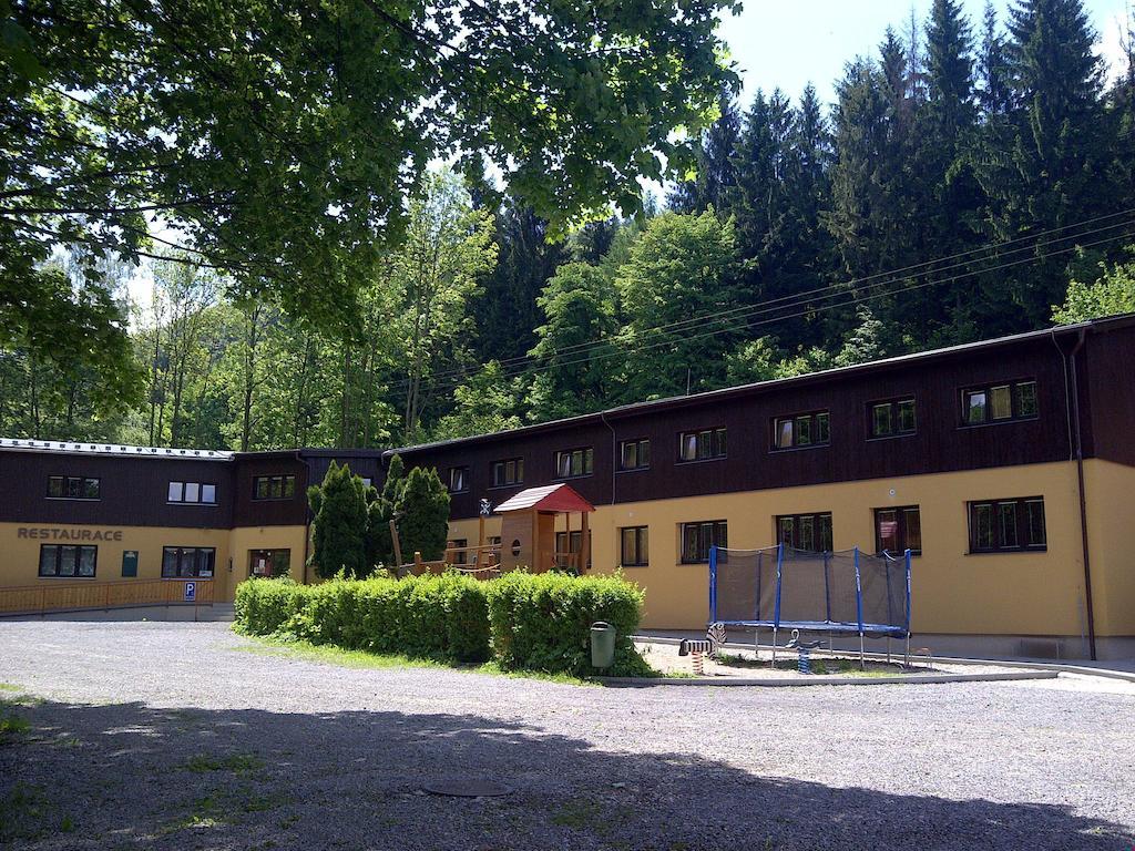 Hotel Penzion Zátiší Komorní Lhotka Exteriér fotografie